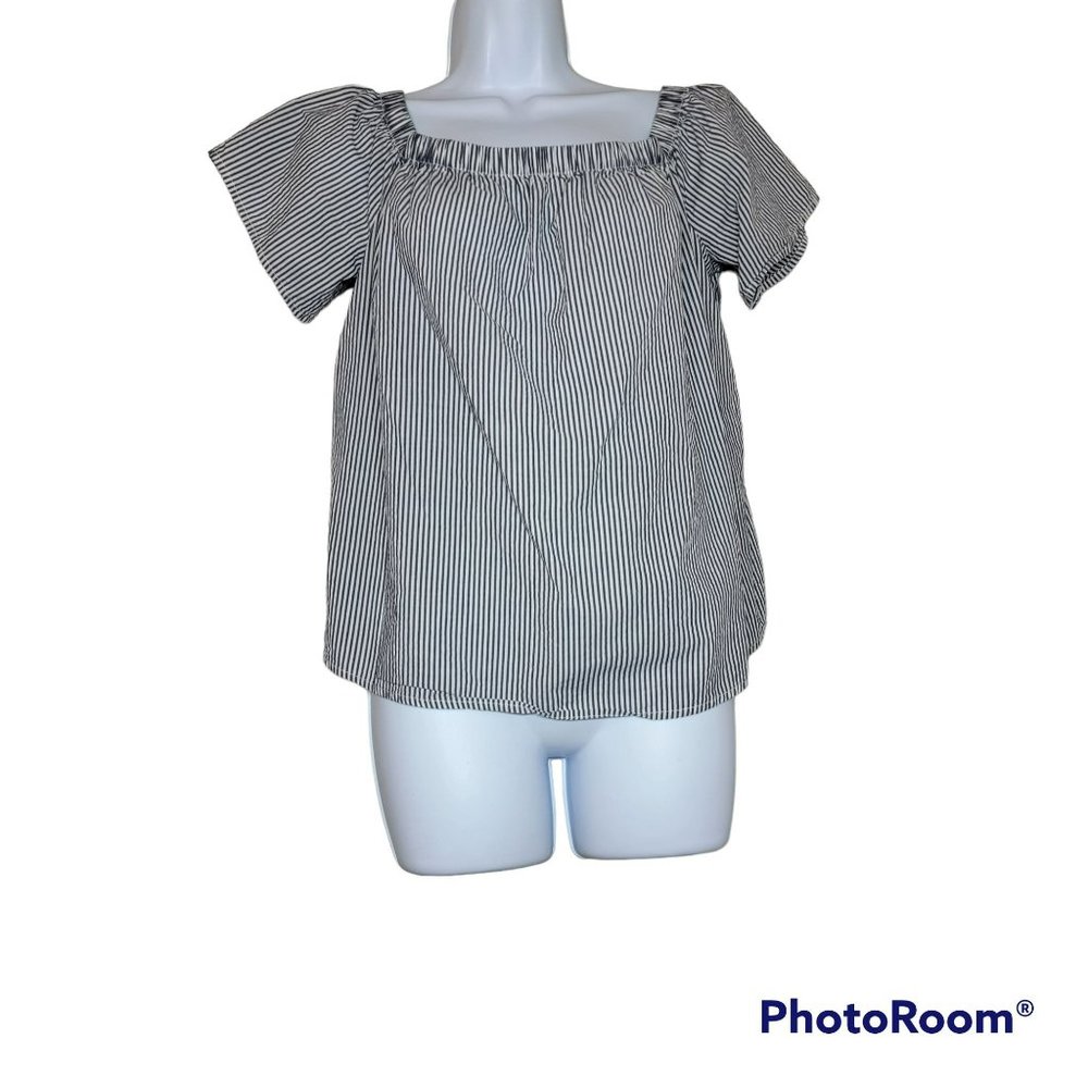 Abercrombie & Fitch Blue & White Striped Top Size Med EUC